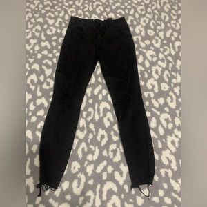 Size 5 women distressed skinny jeans